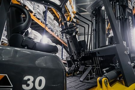  Дизельный погрузчик GOODSENSE FD30 3,0т 3,0м Xinchai Арт 254614 низкие цены 