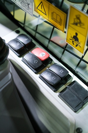  Мини-погрузчик HYPER S110X арт. 10000525 низкие цены 